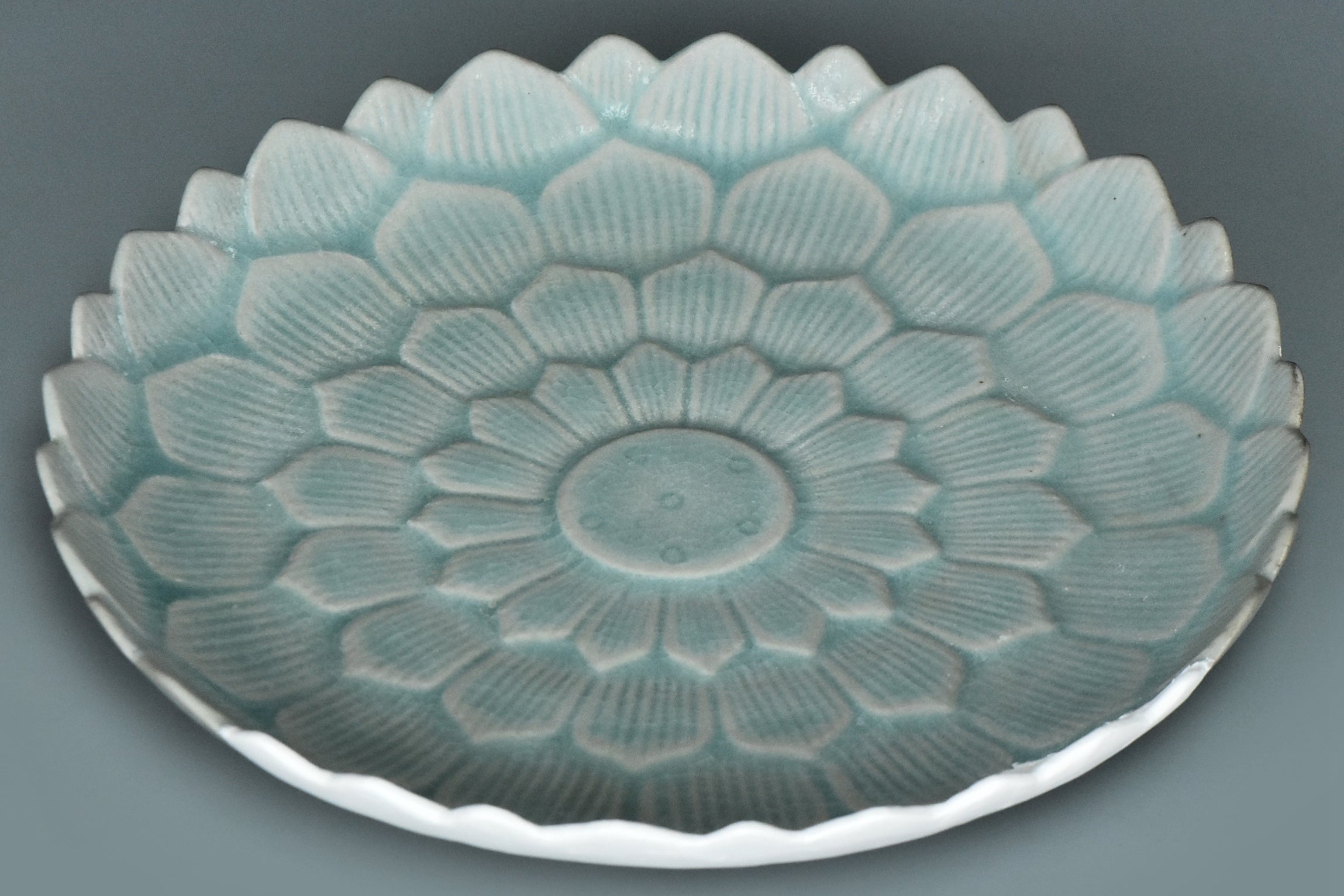 P837: Chinese Ruyao Carved Dish Song Dynasty Style