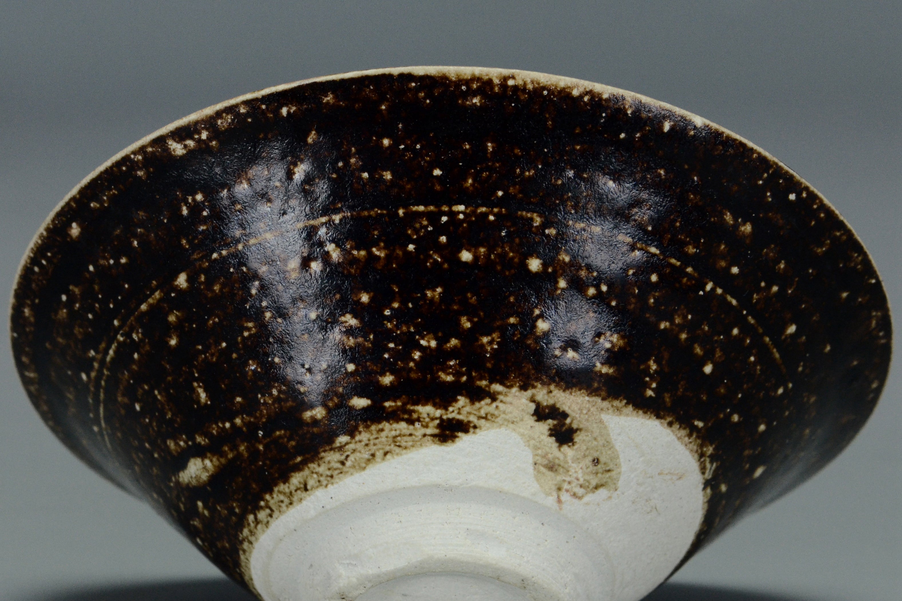 P861: Chinese Jizhou Leaf Bowl Song Dynasty Style