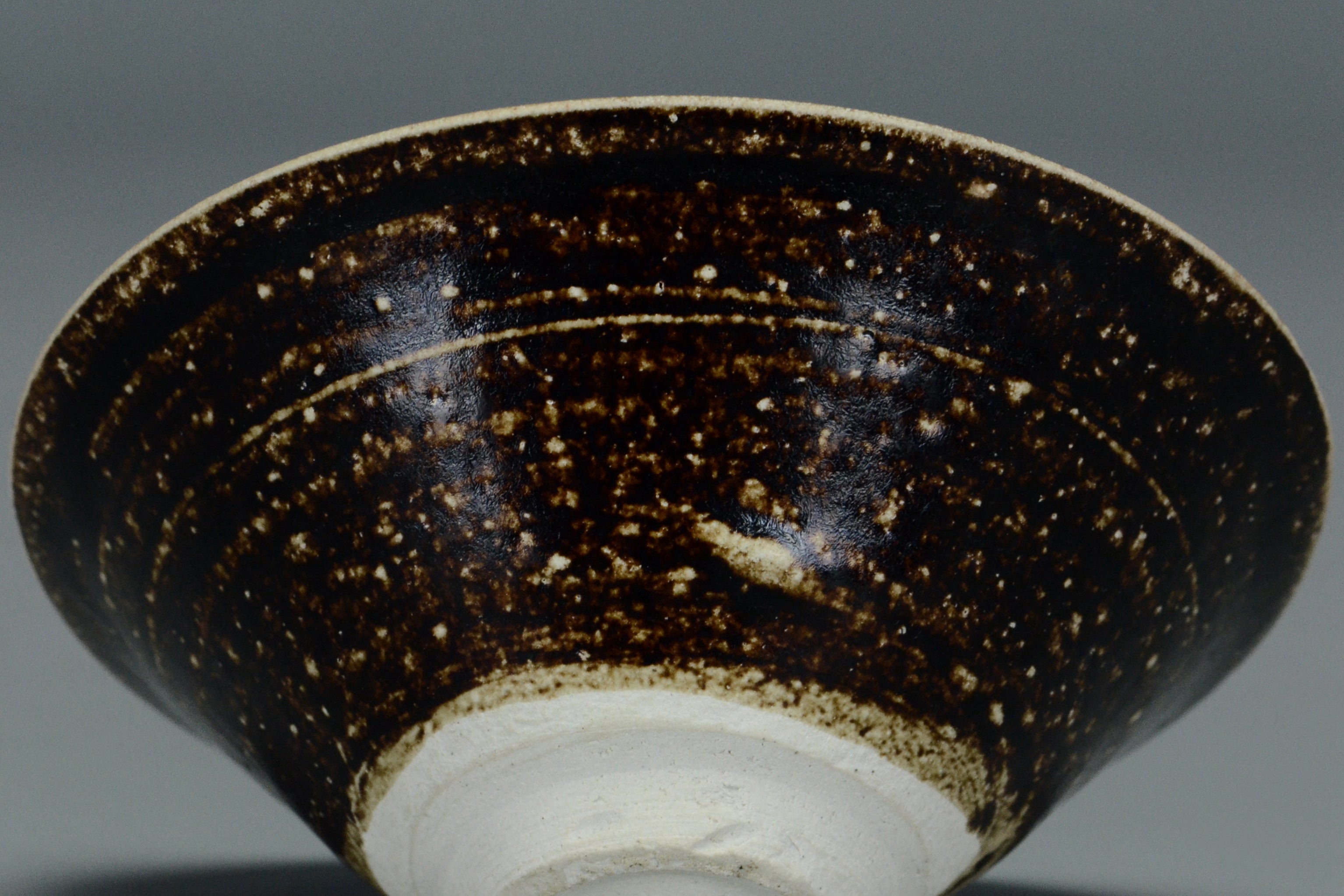 P861: Chinese Jizhou Leaf Bowl Song Dynasty Style