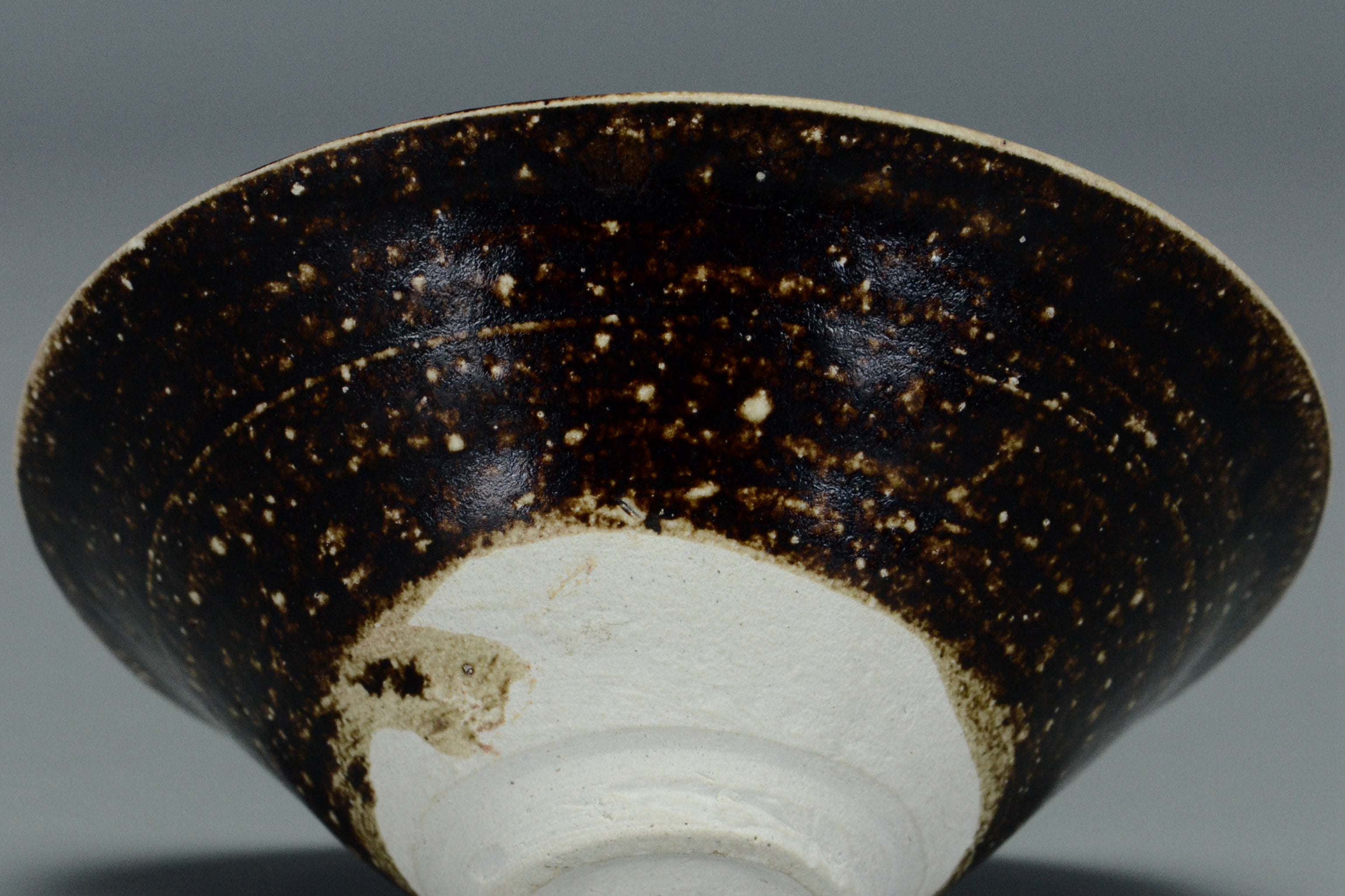 P861: Chinese Jizhou Leaf Bowl Song Dynasty Style