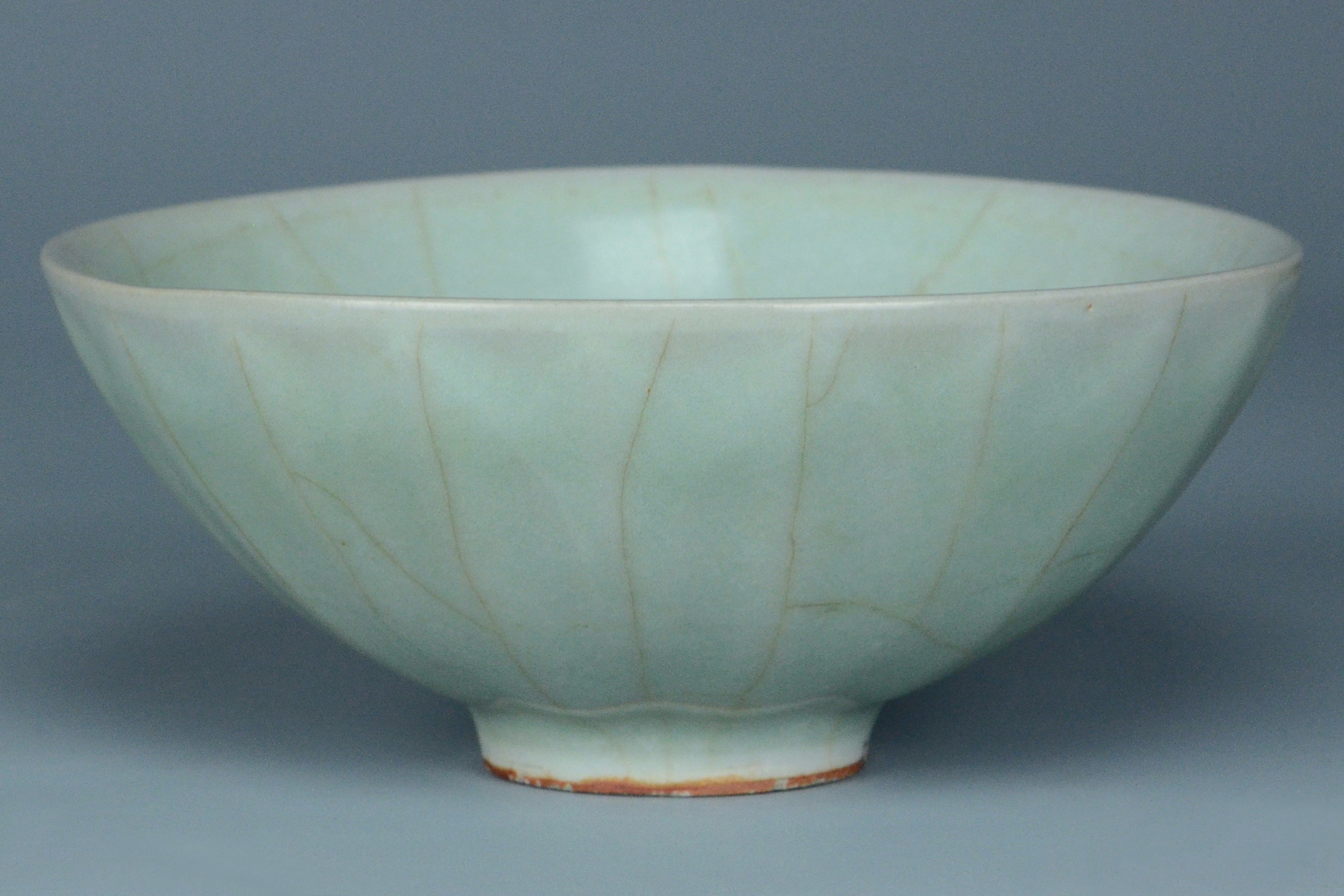 P959: Chinese Longquan Celadon Bowl Song Dynasty Style