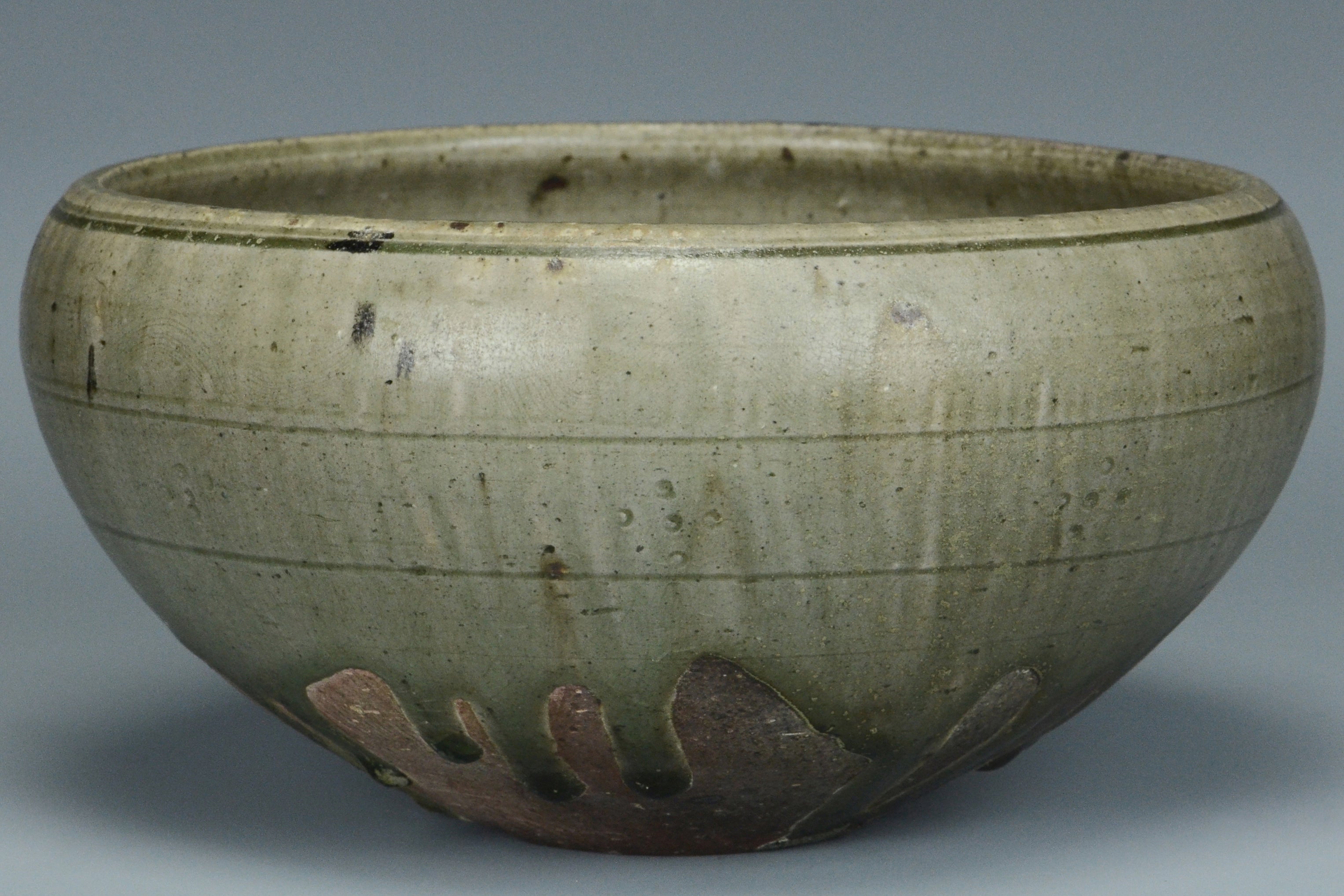 P960: Chinese Celadon Glazed Alms Bowl Sui Dynasty Style