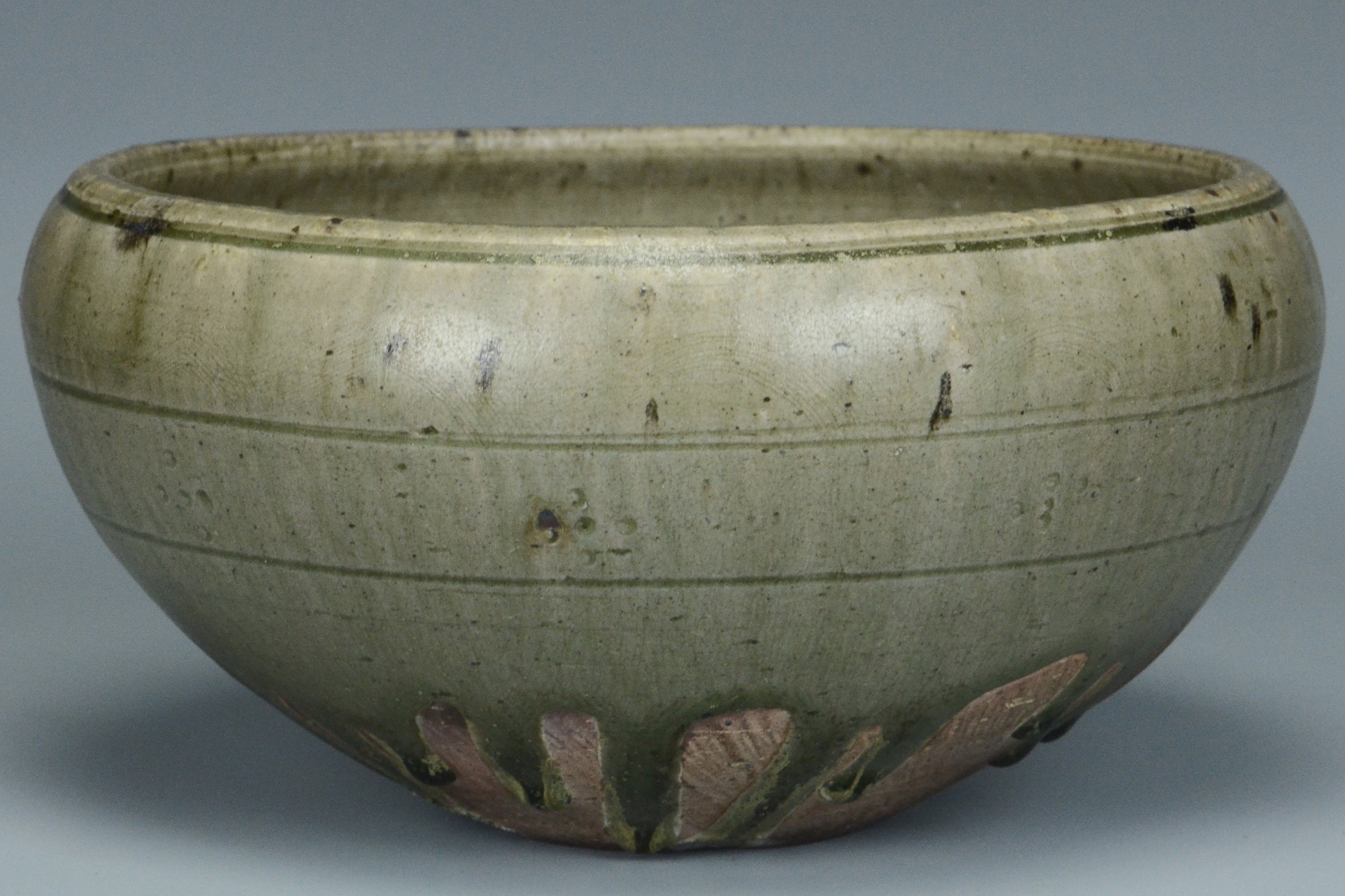 P960: Chinese Celadon Glazed Alms Bowl Sui Dynasty Style