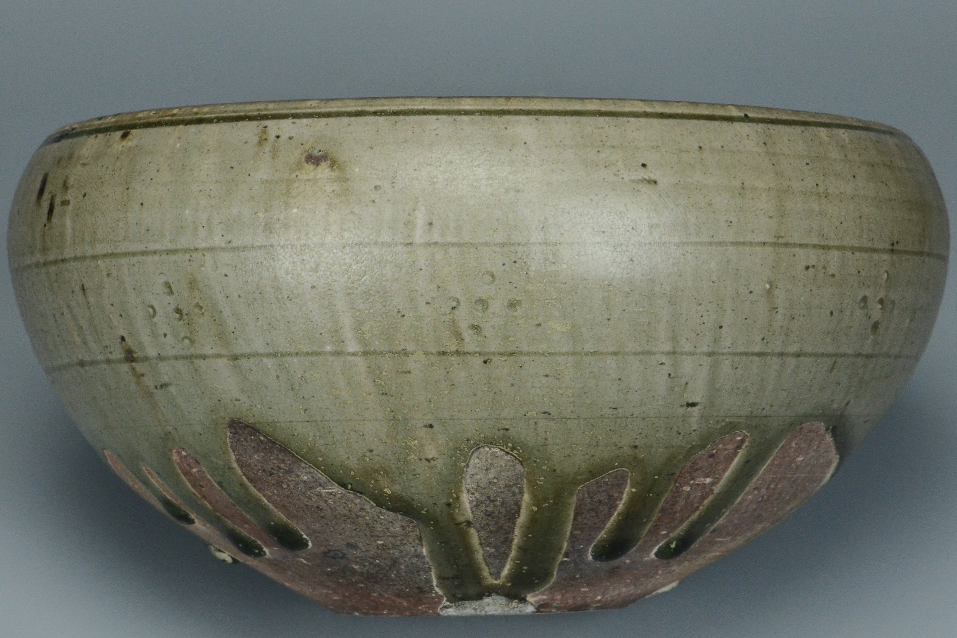 P960: Chinese Celadon Glazed Alms Bowl Sui Dynasty Style