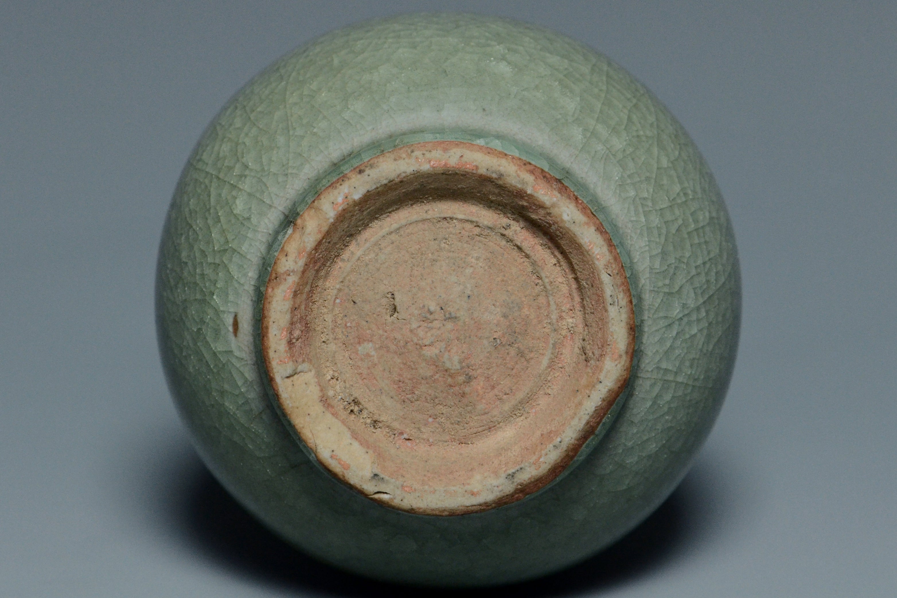 R012: Chinese Longquan Celadon Vase Song Dynasty Style
