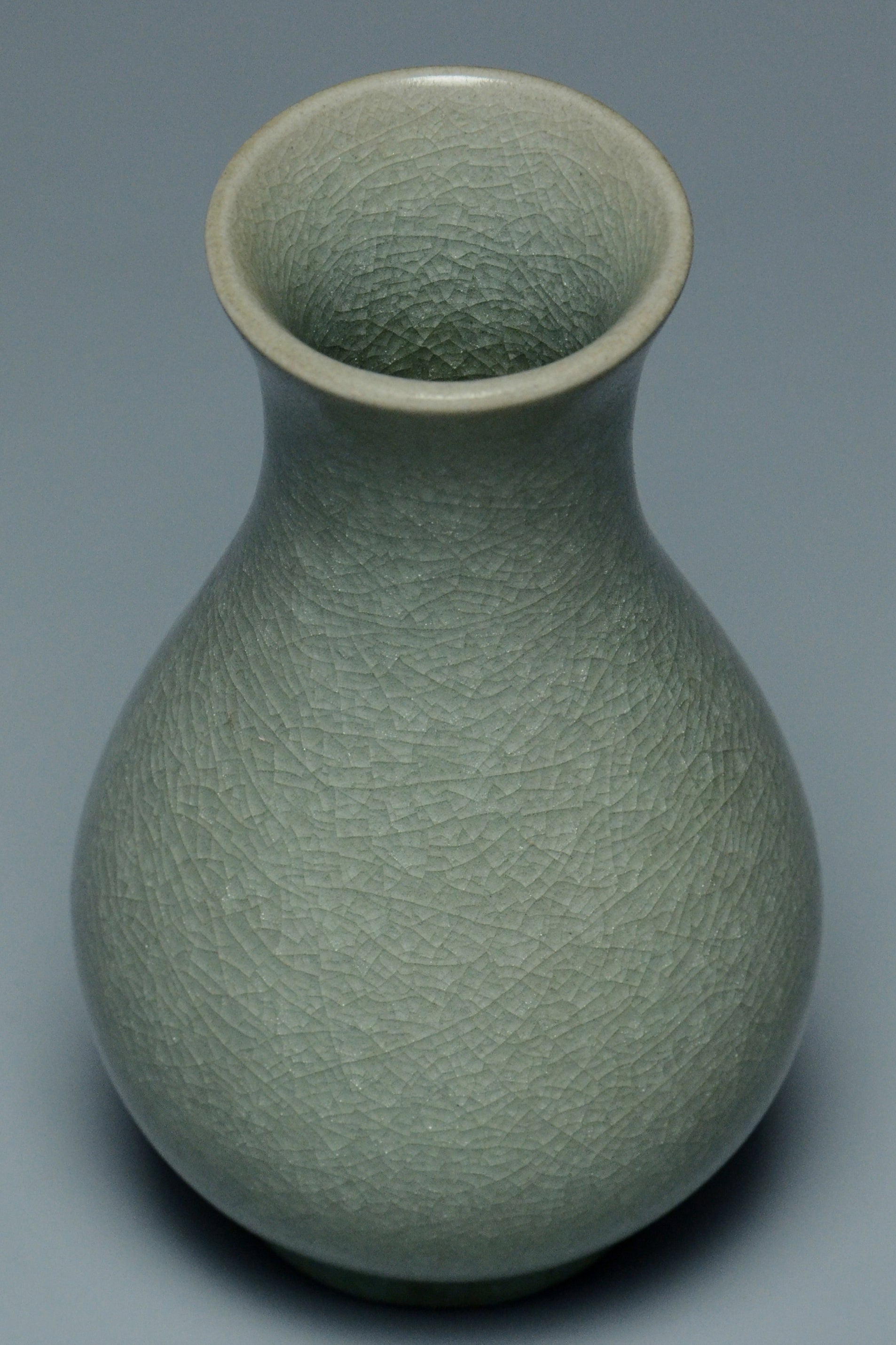 R012: Chinese Longquan Celadon Vase Song Dynasty Style