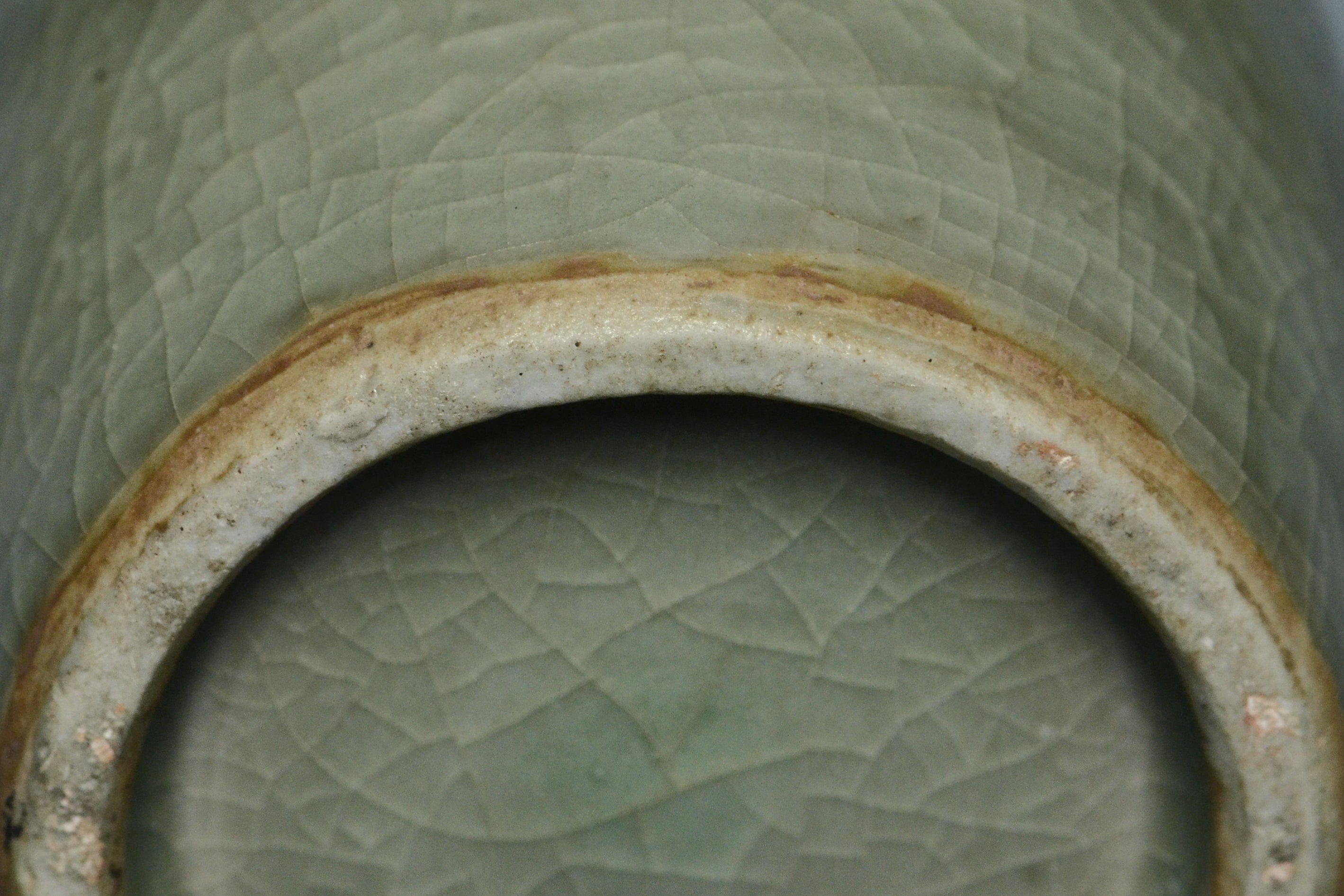 R013: Chinese Longquan Celadon Vase Song Dynasty Style