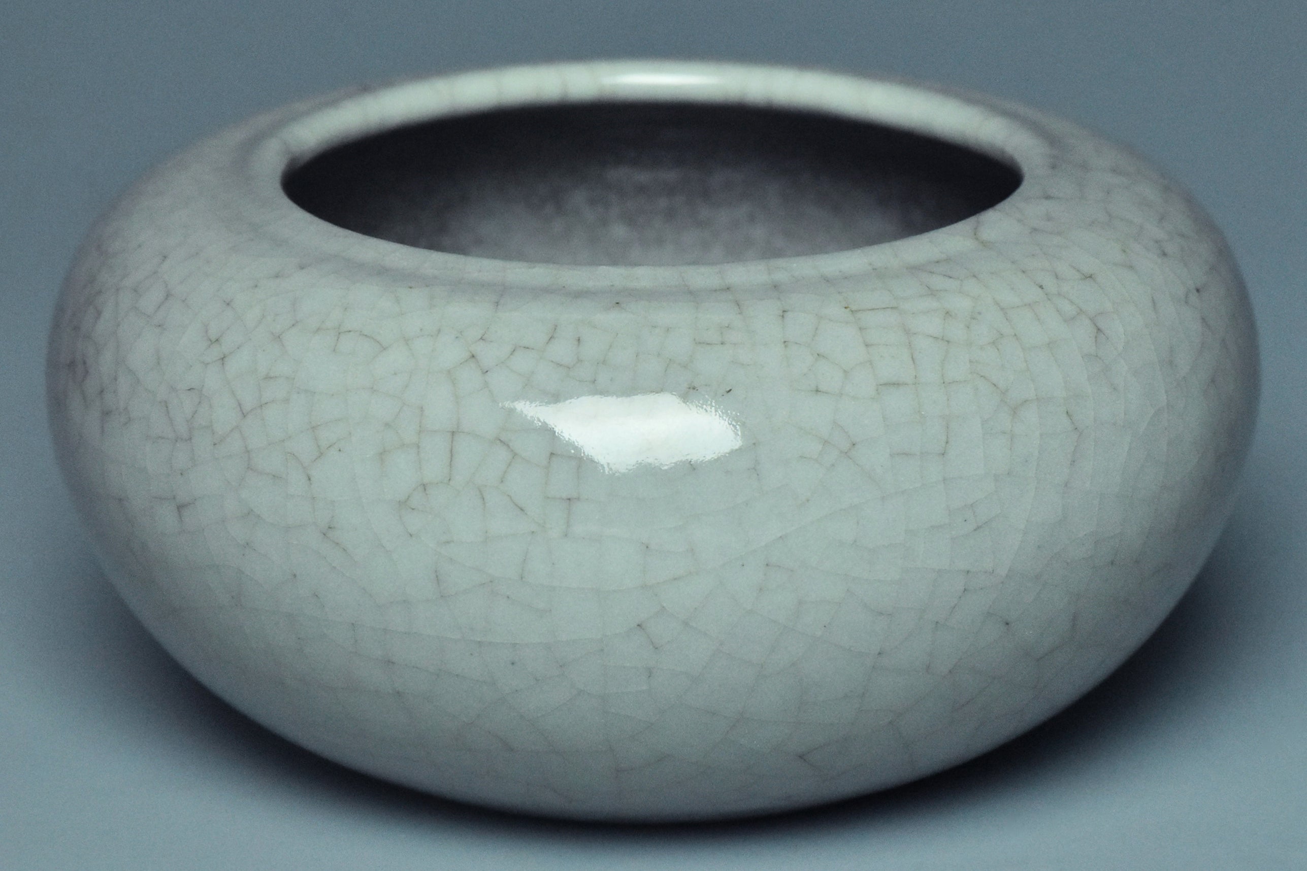 R069: Chinese Guan Type Brush Washer Qianlong Mark Qing Dynasty Style