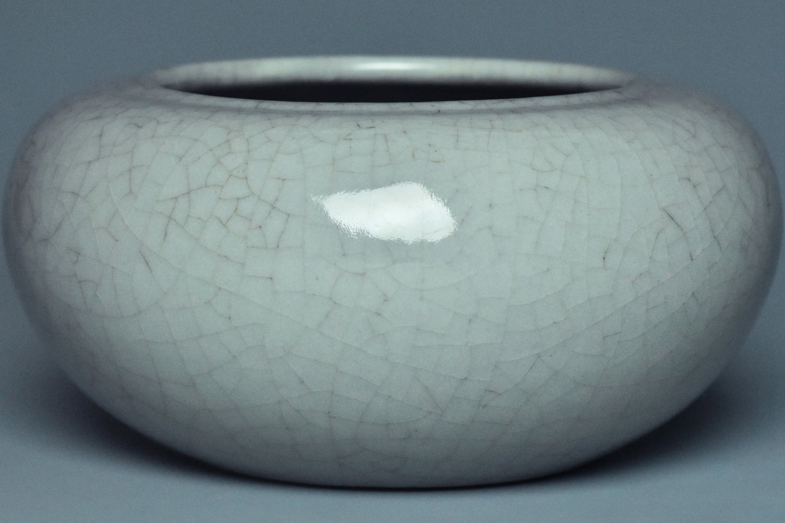 R069: Chinese Guan Type Brush Washer Qianlong Mark Qing Dynasty Style