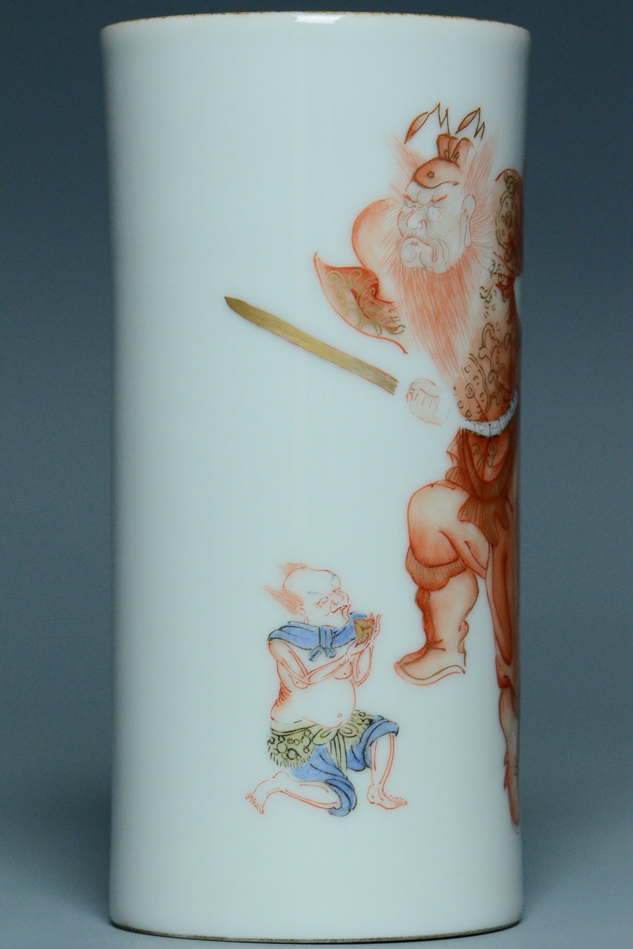 R075: Chinese Brush Pot Qianlong Mark Qing Dynasty Style