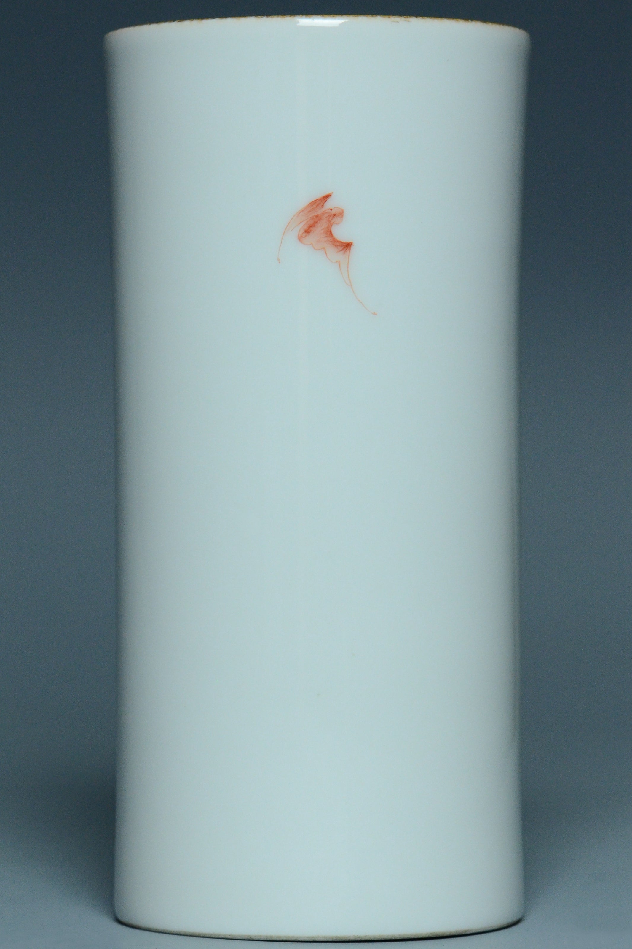 R075: Chinese Brush Pot Qianlong Mark Qing Dynasty Style