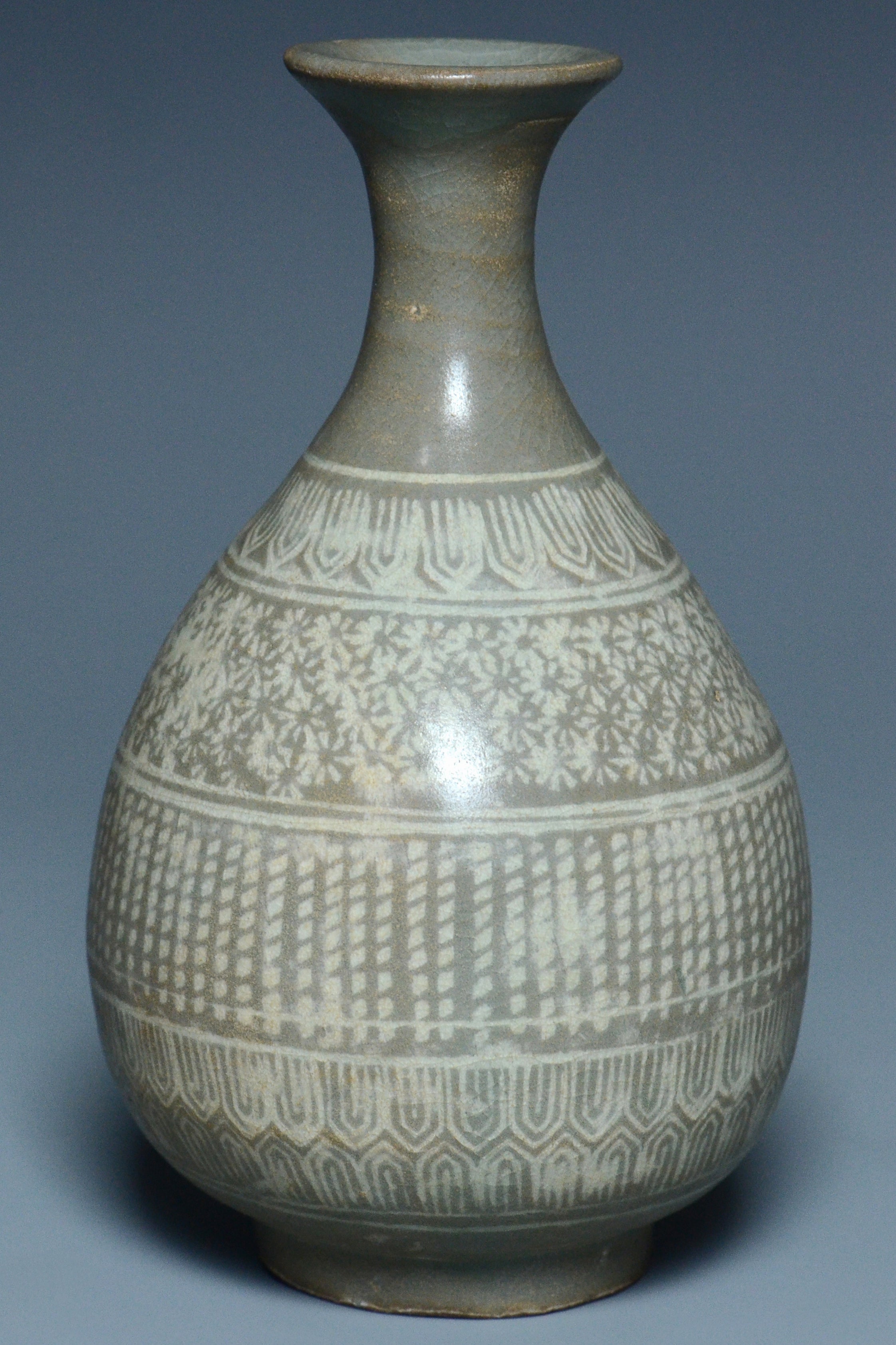 R101: Korean Celadon Vase Koryo Dynasty Style