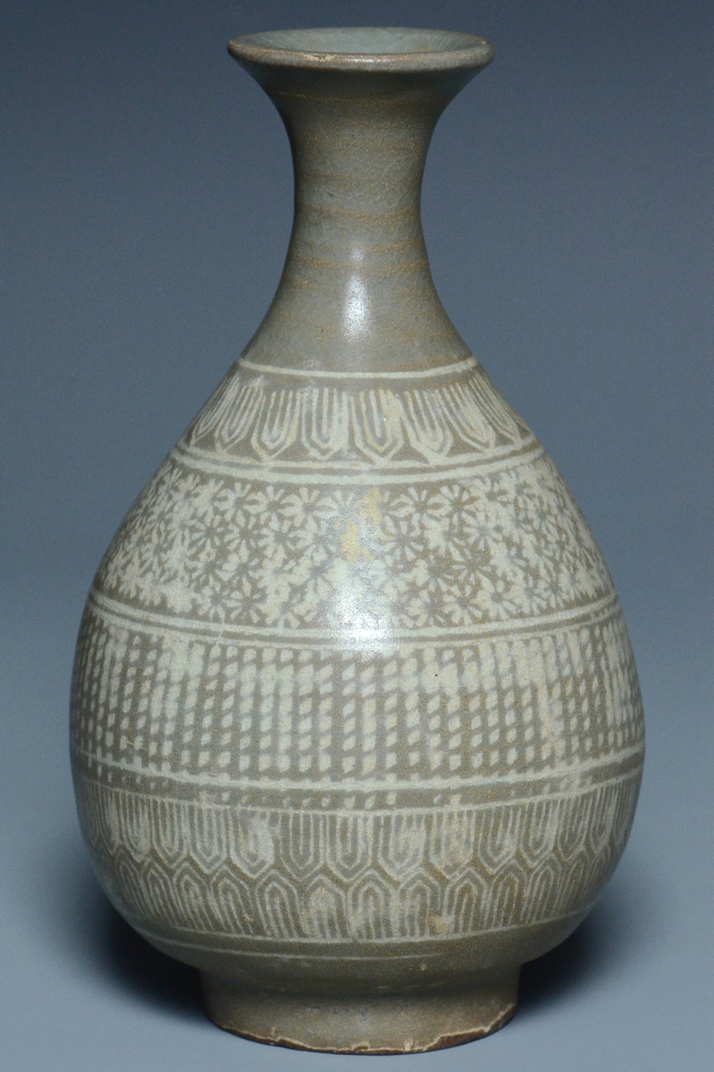 R101: Korean Celadon Vase Koryo Dynasty Style