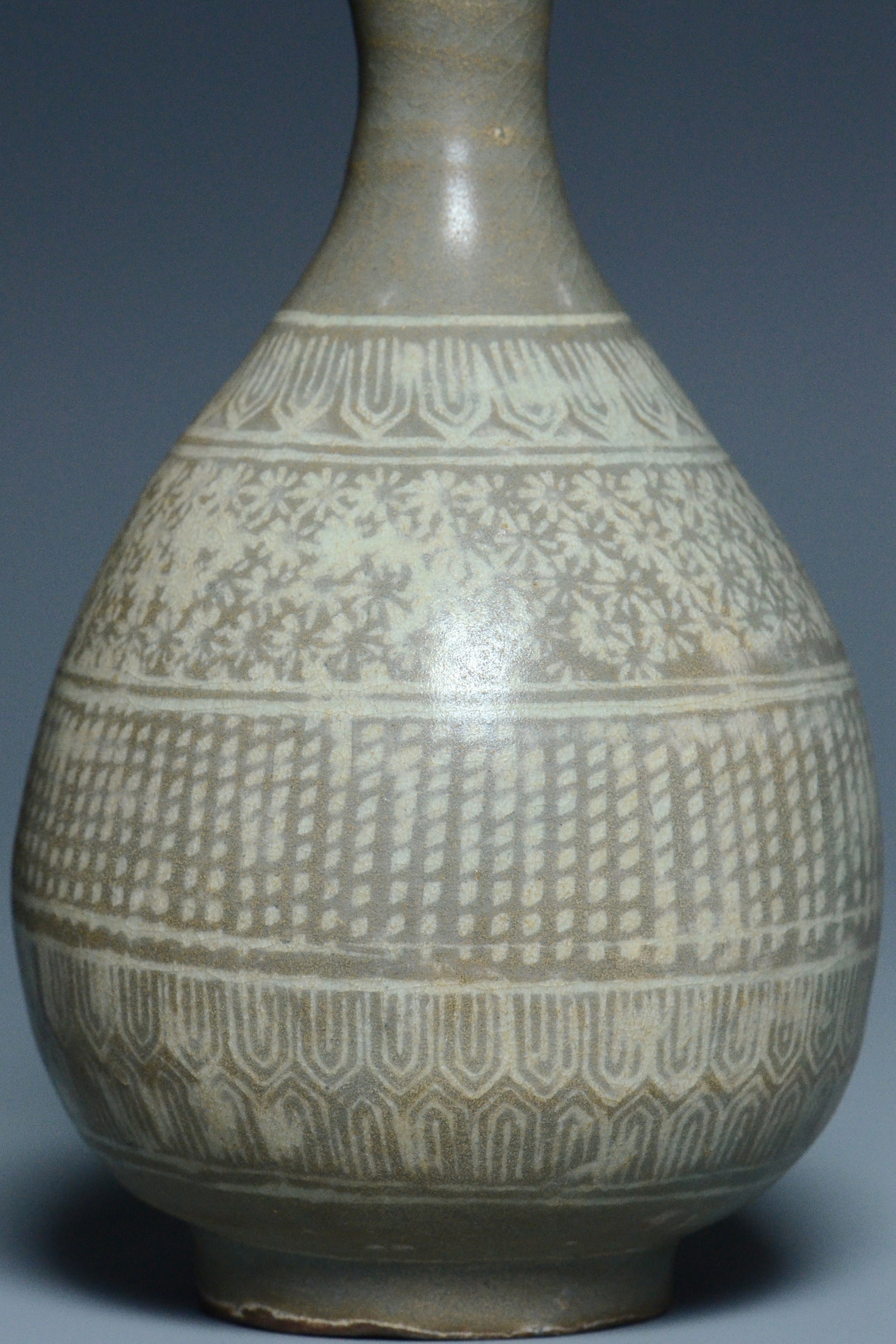 R101: Korean Celadon Vase Koryo Dynasty Style