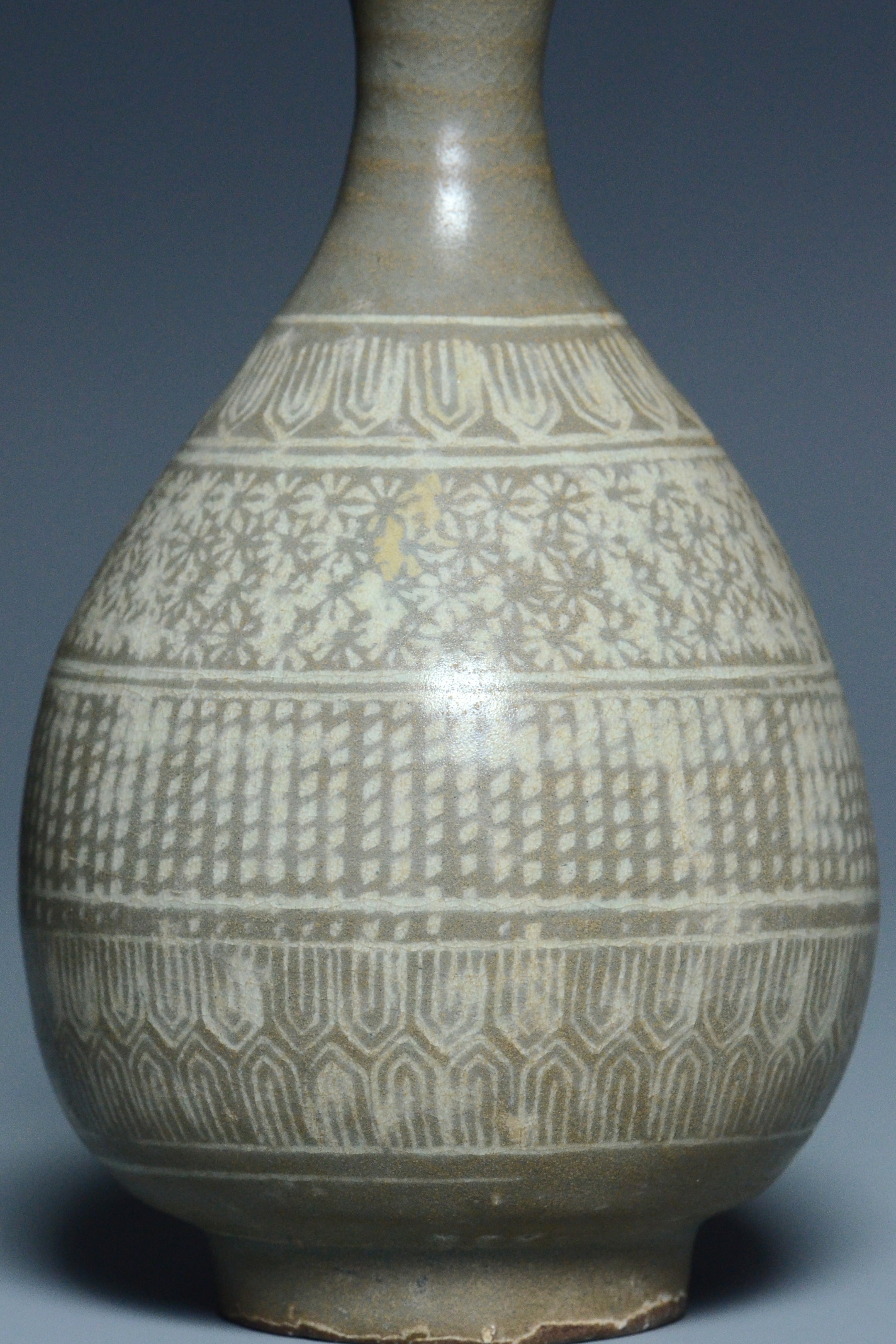 R101: Korean Celadon Vase Koryo Dynasty Style