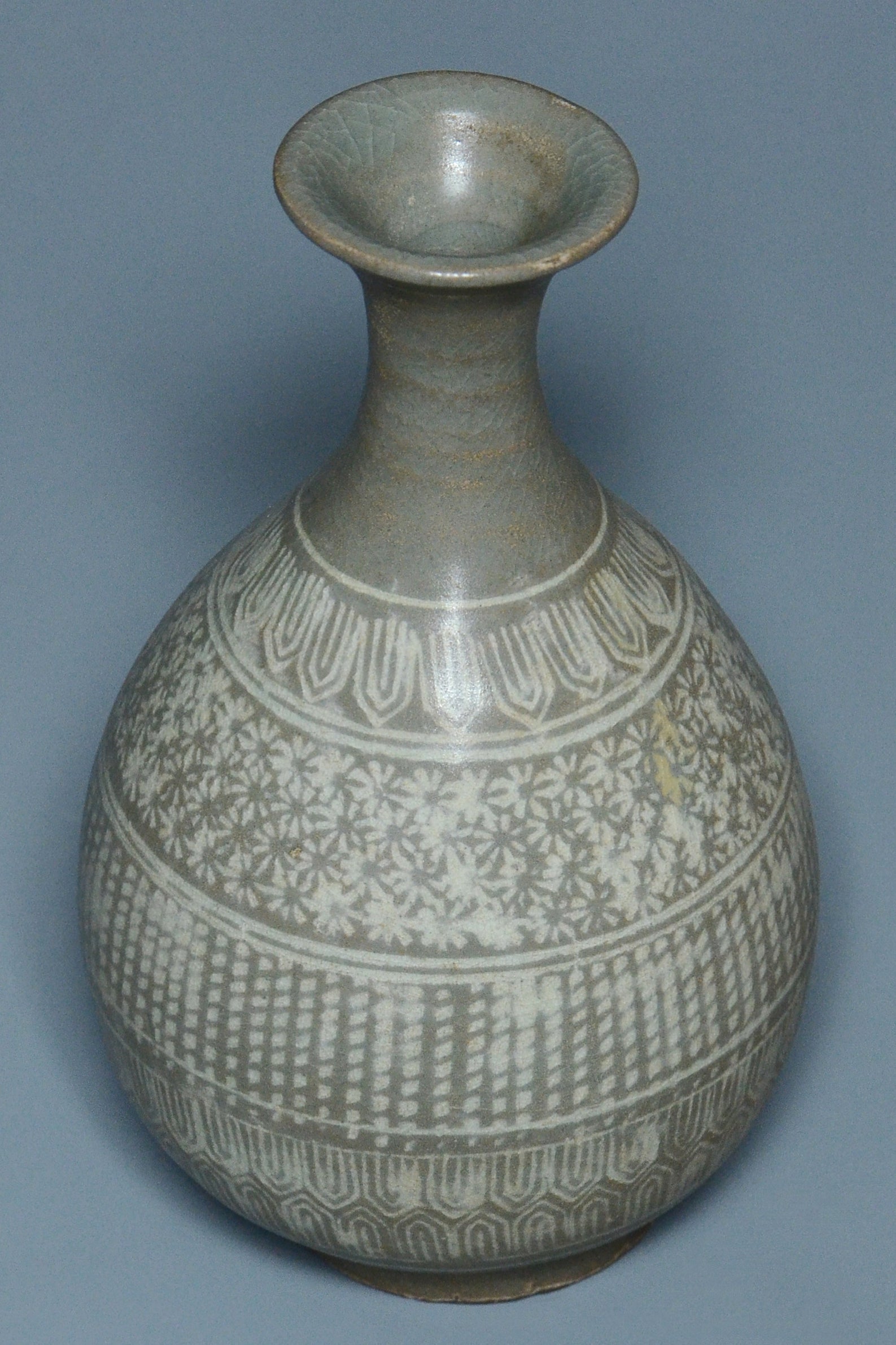 R101: Korean Celadon Vase Koryo Dynasty Style