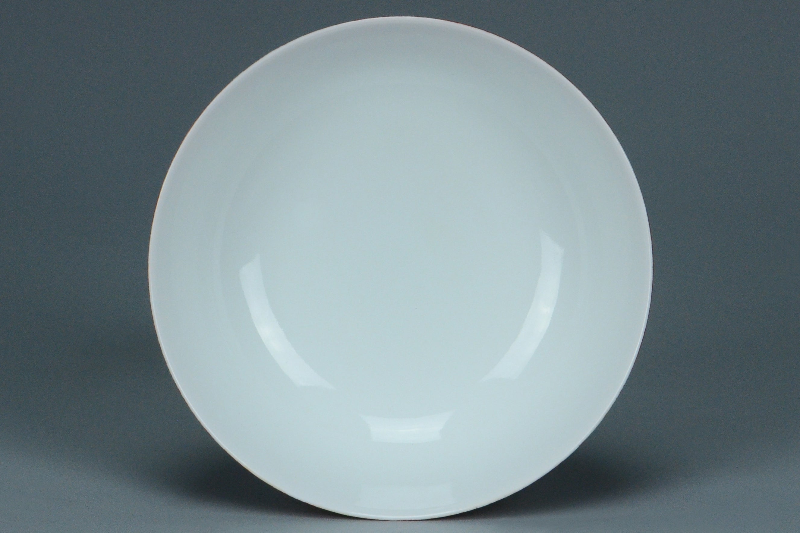 R121: Chinese Coral Ground Famille Verte Bowl Qianlong Mark Qing Dynasty Style
