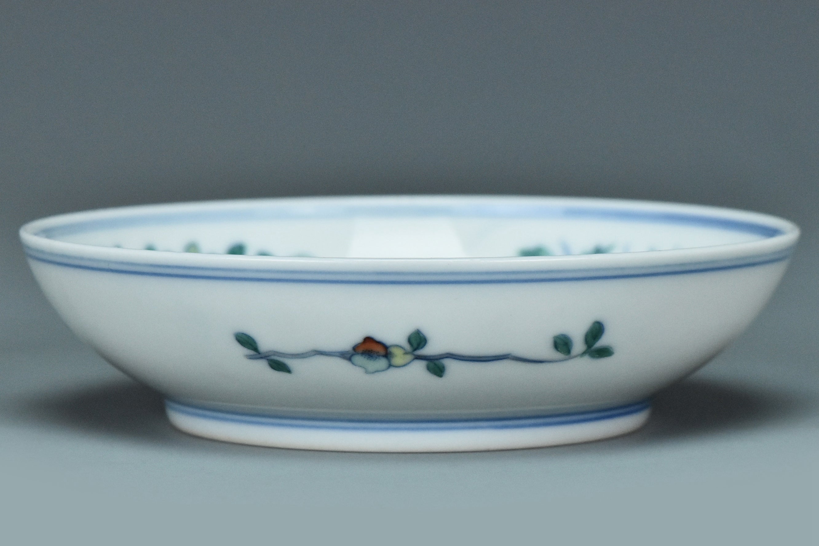 R290: Chinese Doucai Dish Qianlong Mark Qing Dynasty Style