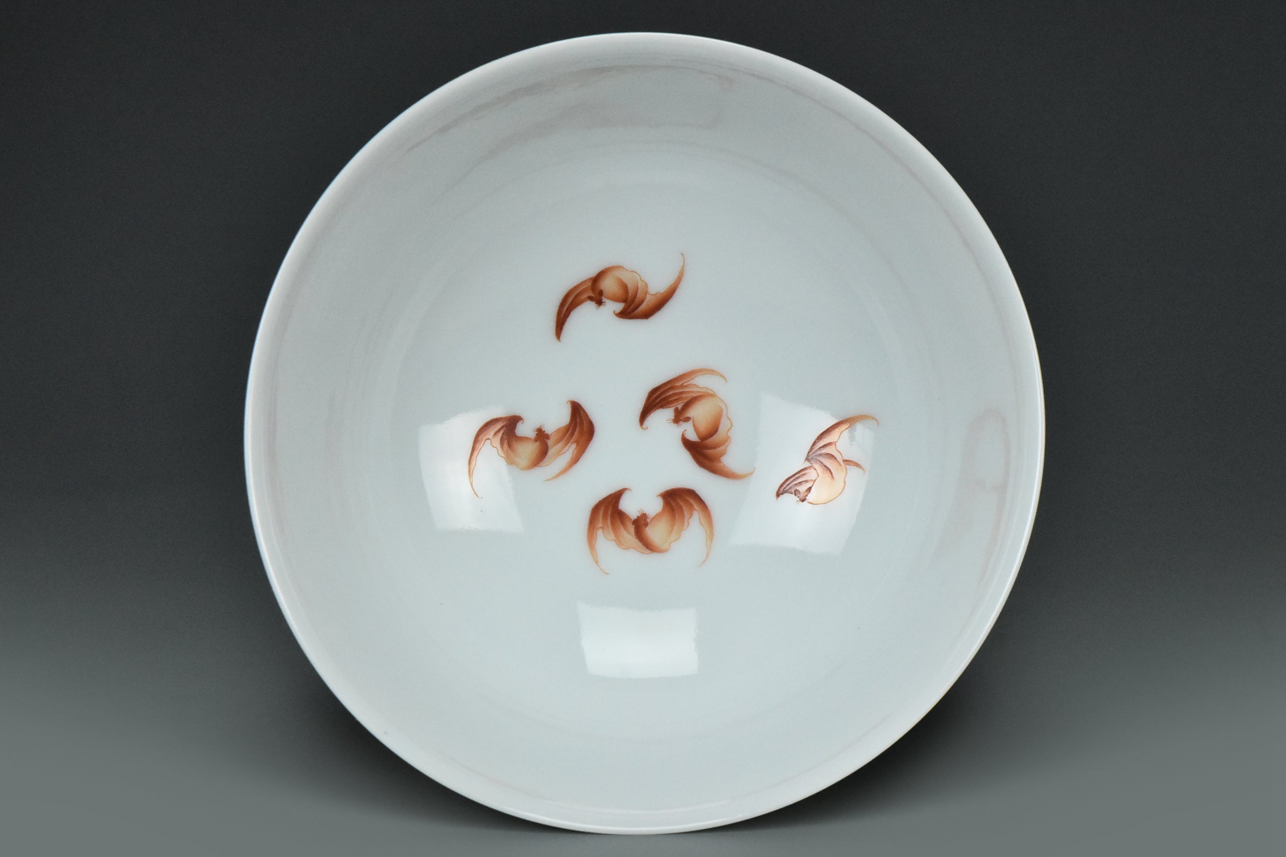 R334: Chinese Famille Rose Bowl Jiaqing Mark Qing Dynasty Style