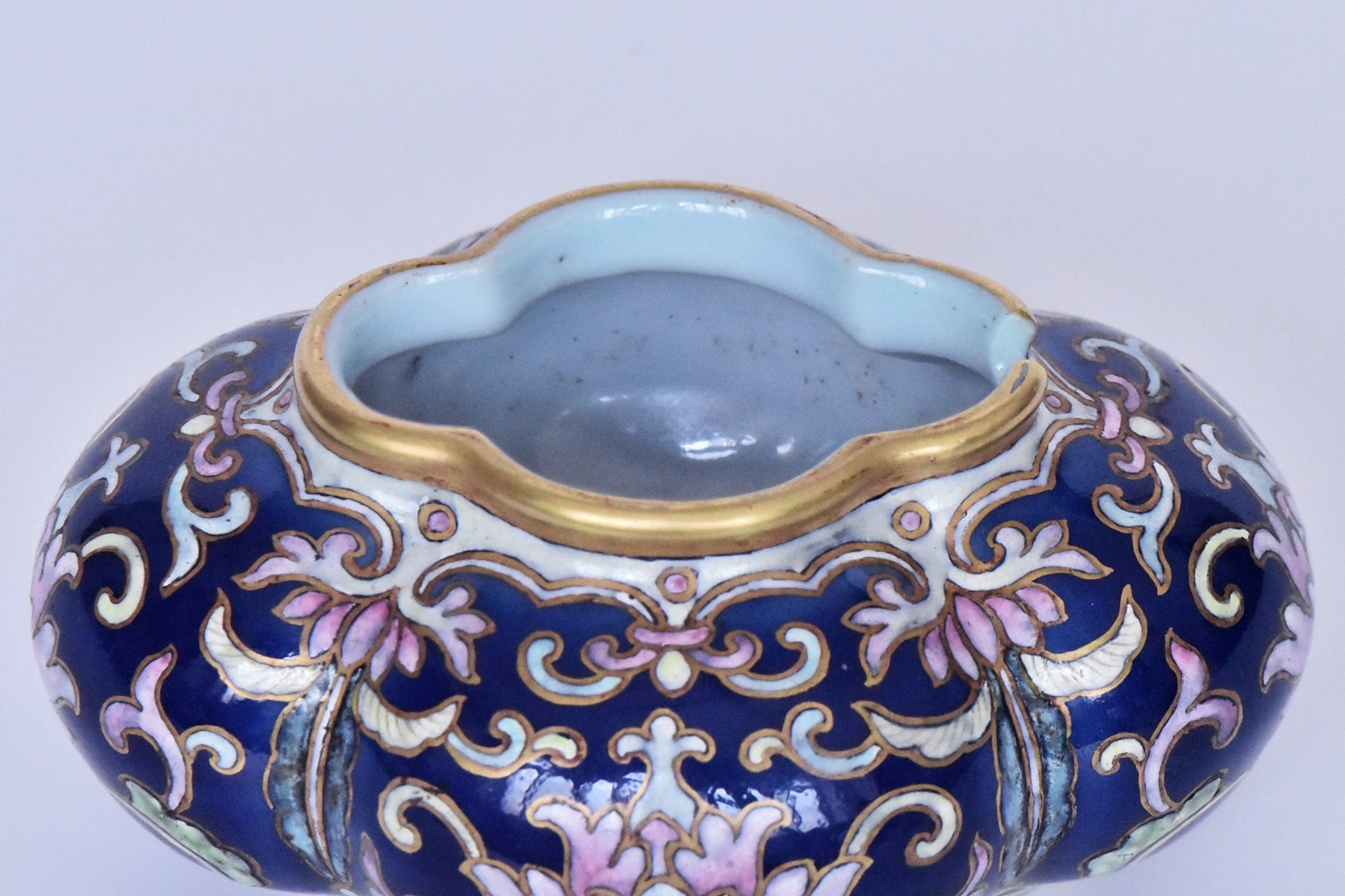 R347: Chinese Famille Rose Blue Ground Waterpot Qing Qianlong Style