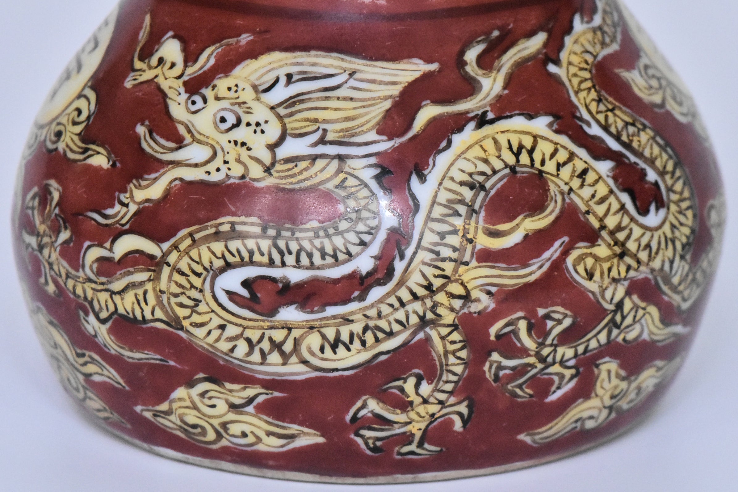 R378: Chinese Dragon Waterpot Jiajing Mark Ming Dynasty Style
