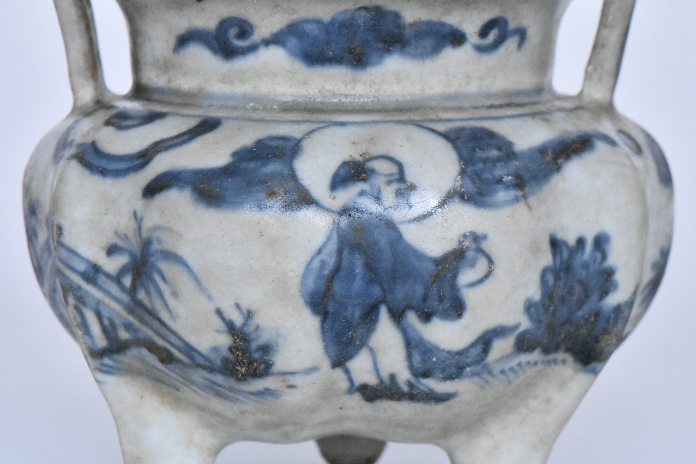 P931: Chinese Incense Burner Longqing Mark Ming Dynasty Style