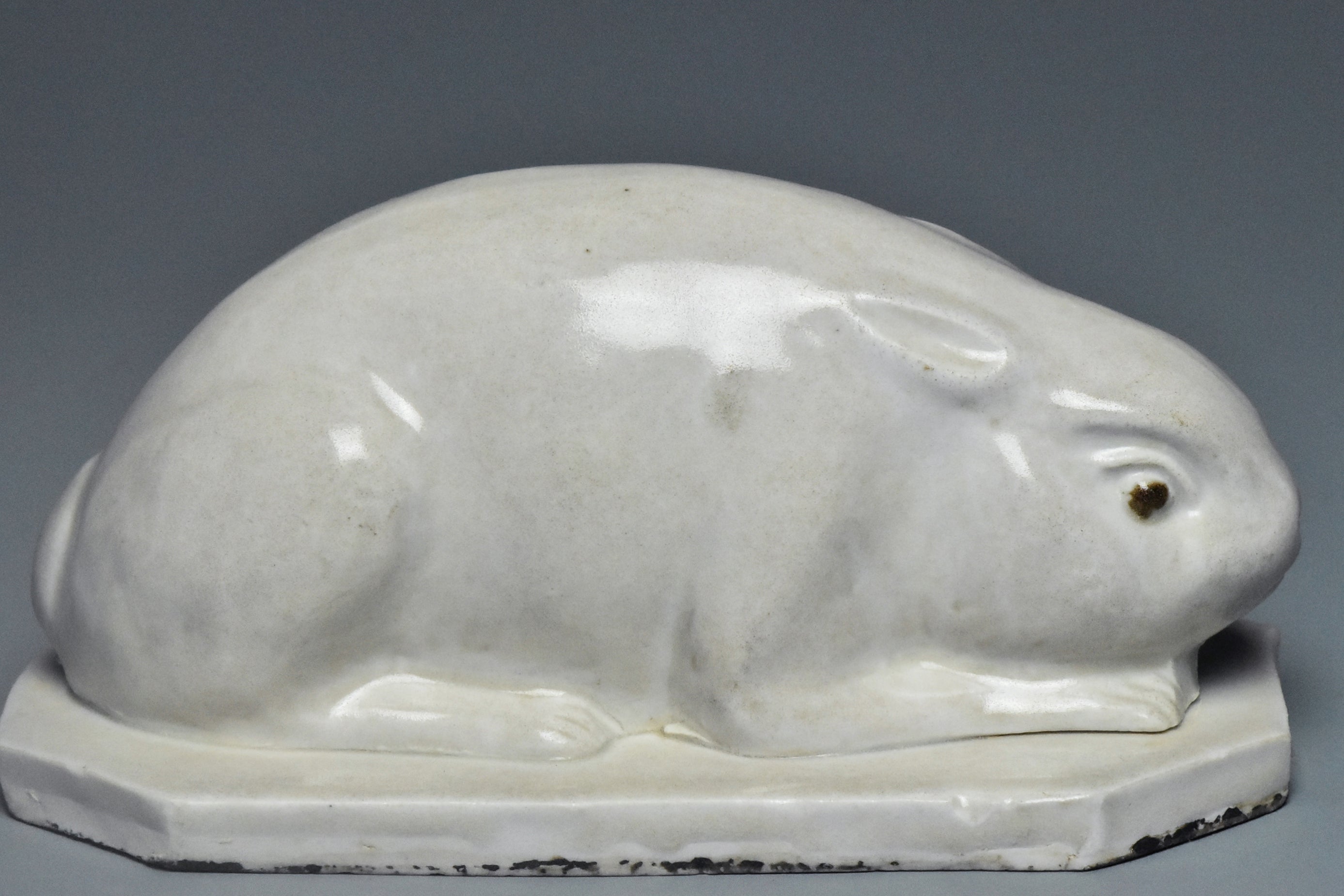 R019: A CHINESE SONG DYNASTY STYLE WHITE GLAZED RABBIT