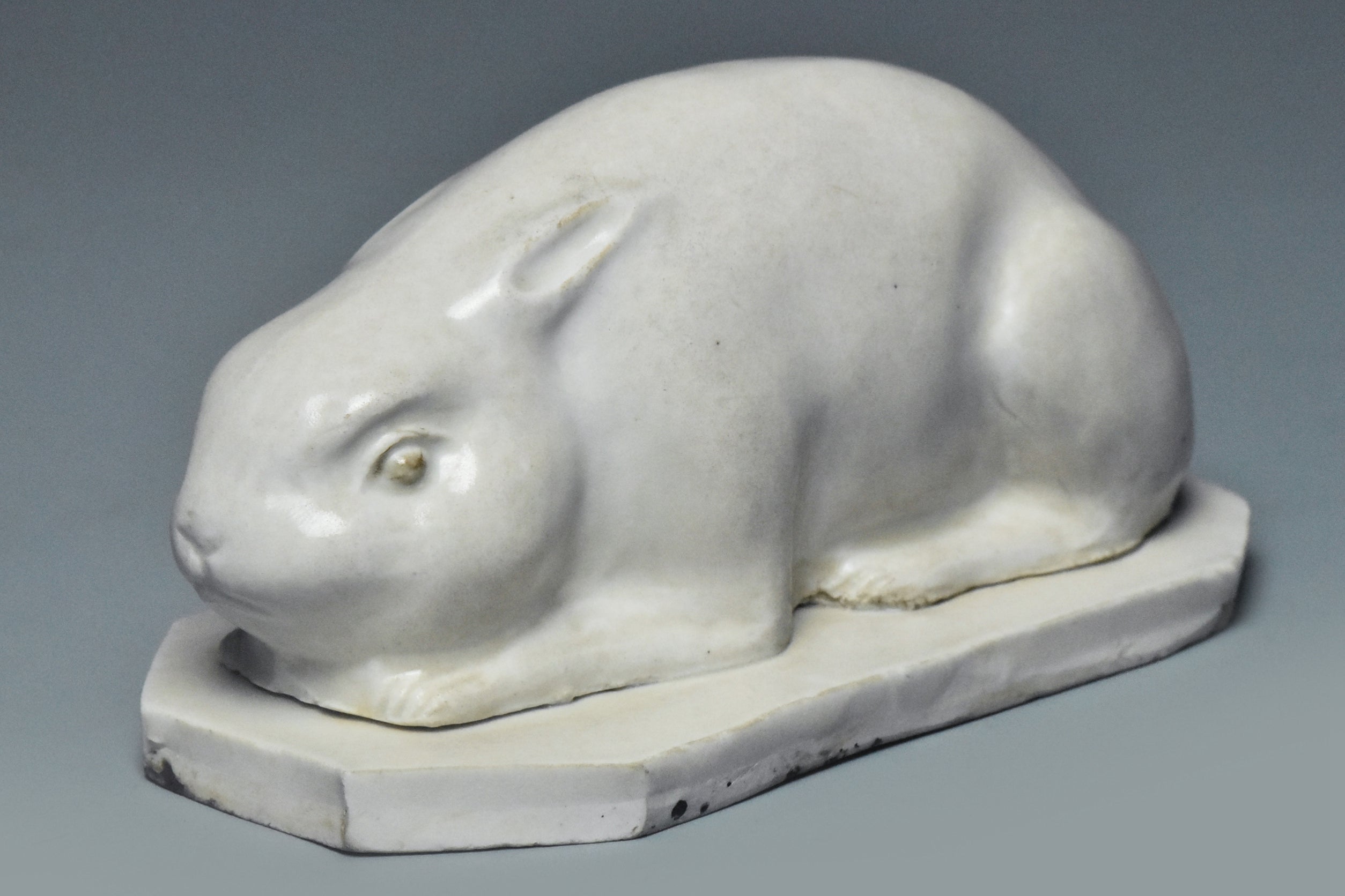 R019: A CHINESE SONG DYNASTY STYLE WHITE GLAZED RABBIT