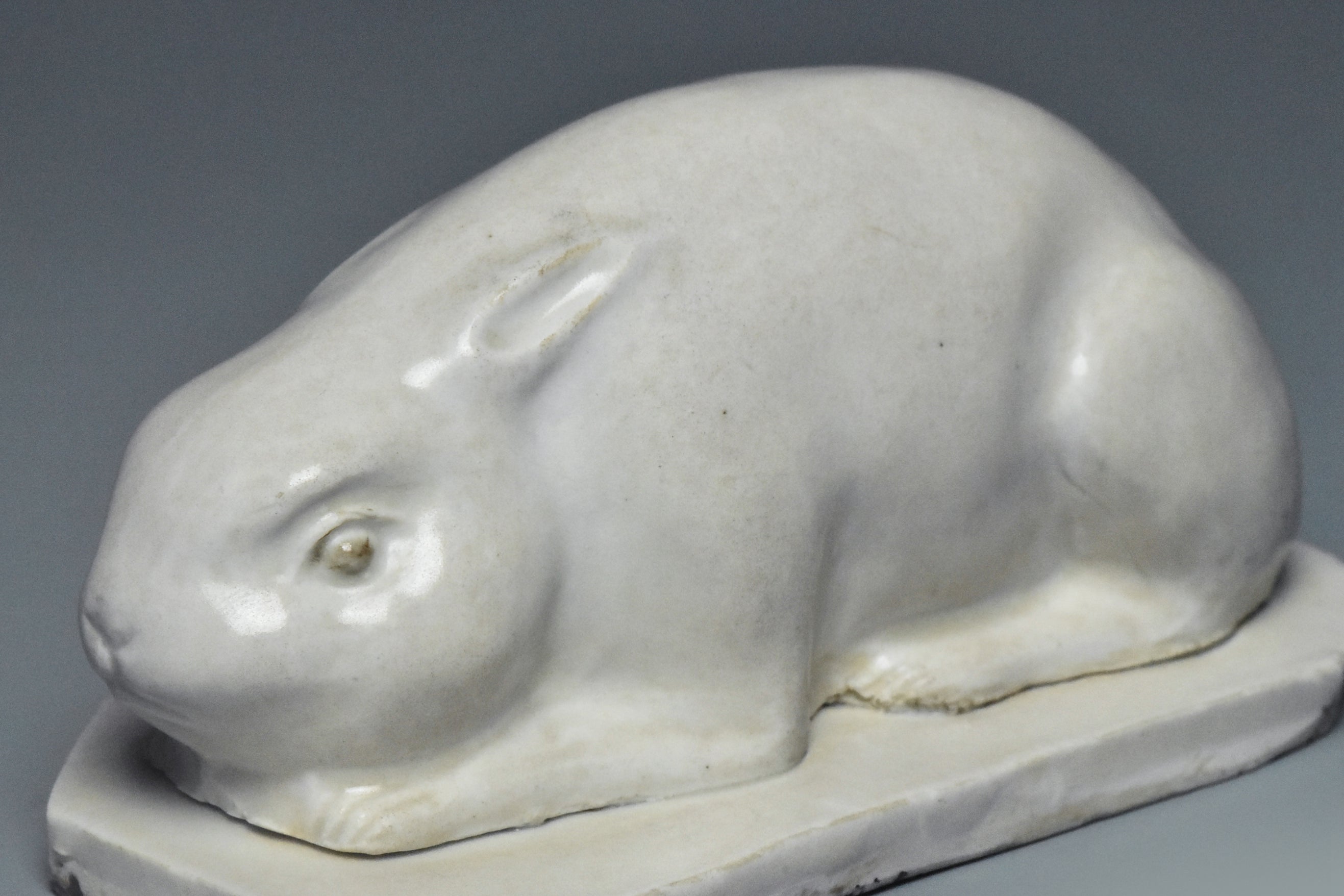 R019: A CHINESE SONG DYNASTY STYLE WHITE GLAZED RABBIT