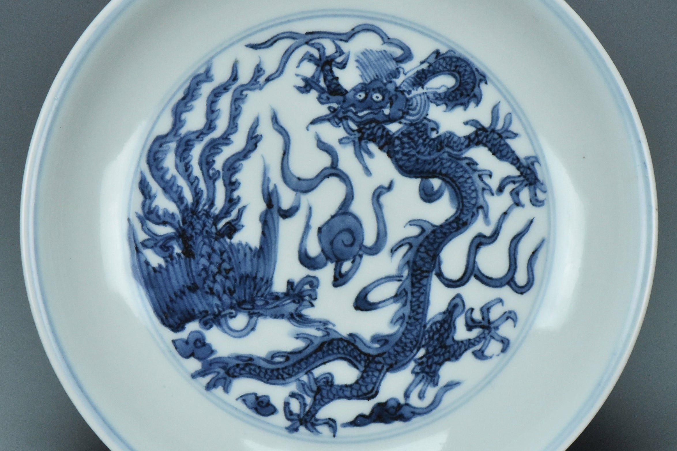 R279: A CHINESE MING DYNASTY STYLE DRAGON DISH WANLI MARK