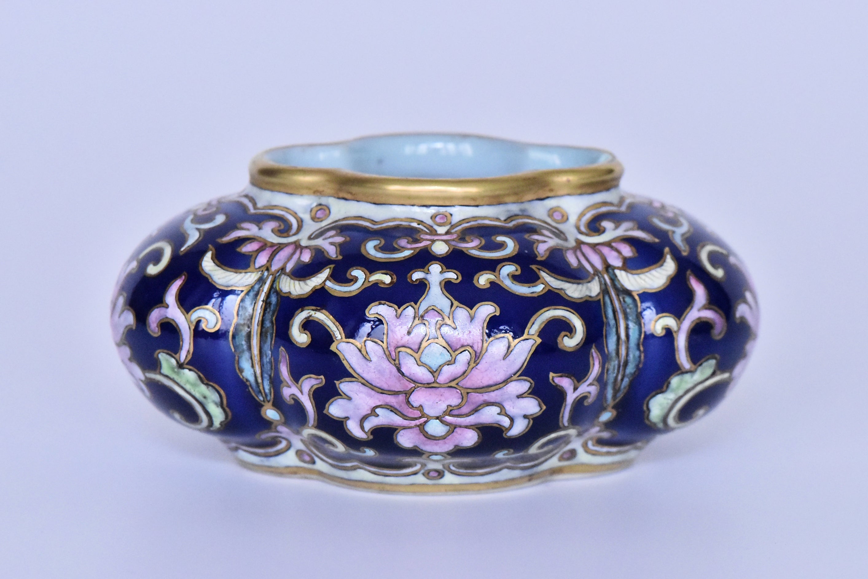 R347: Chinese Famille Rose Blue Ground Waterpot Qing Qianlong Style