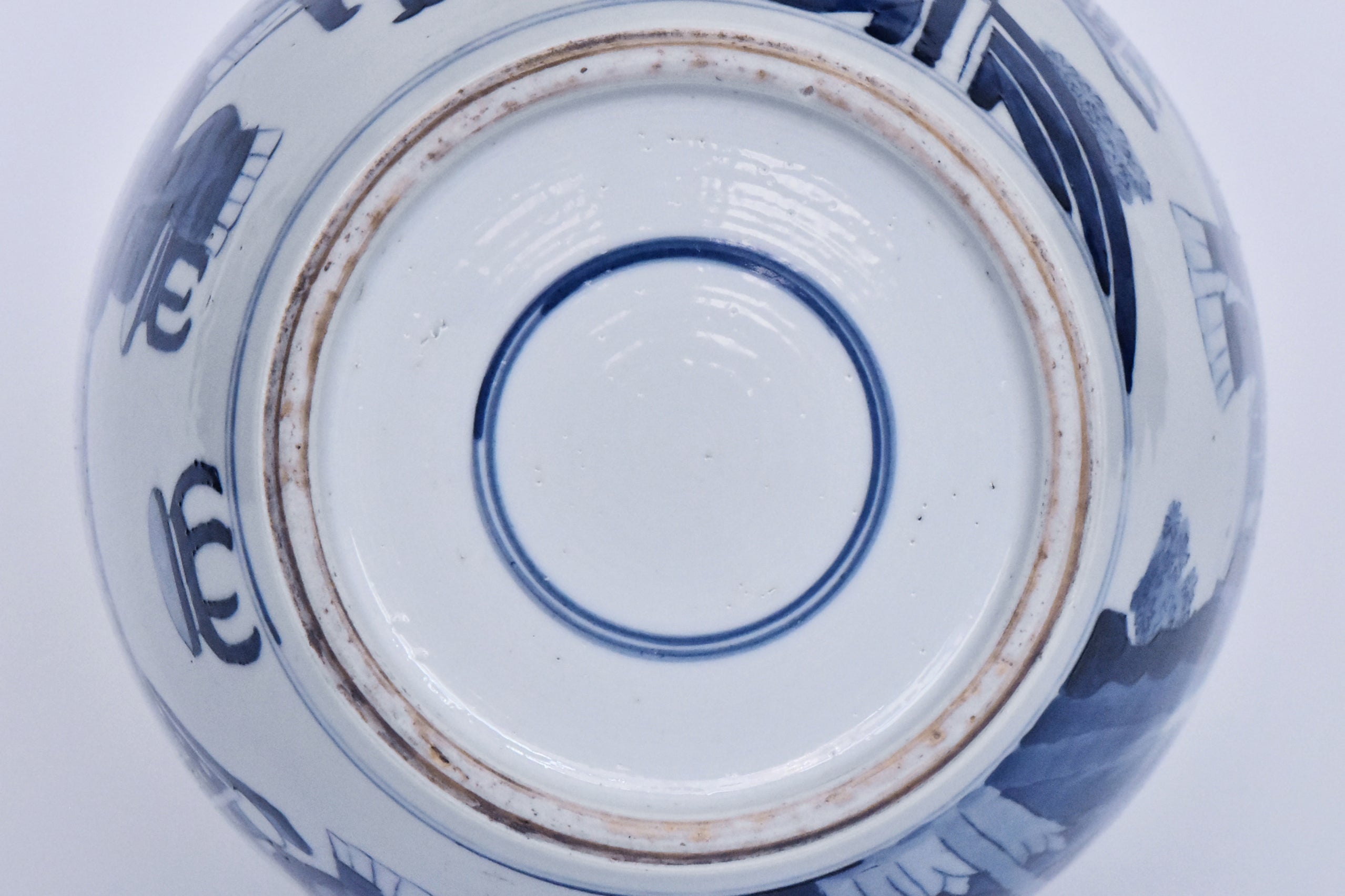 R381: Chinese Blue and White Jar Qing Kangxi Style